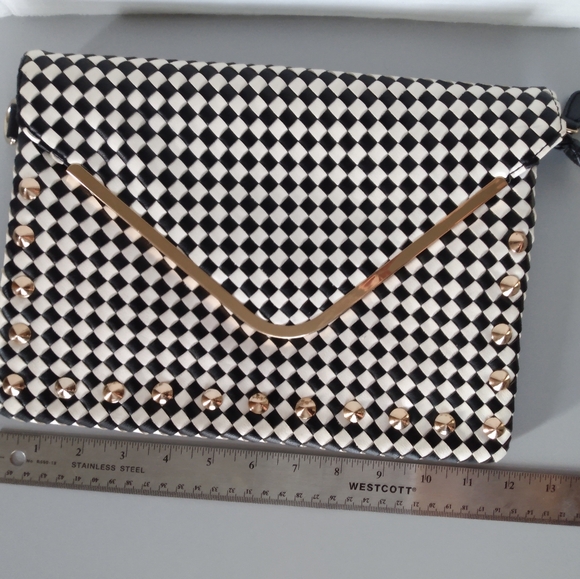 Large Aldo Clutch Wristlet - Picture 3 of 13